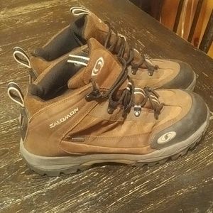 Mens Salomon goretex hiking boots